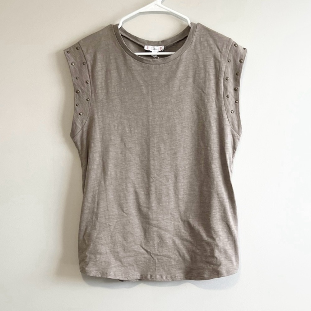 NWT Boutique L. Love Studded Muscle Top